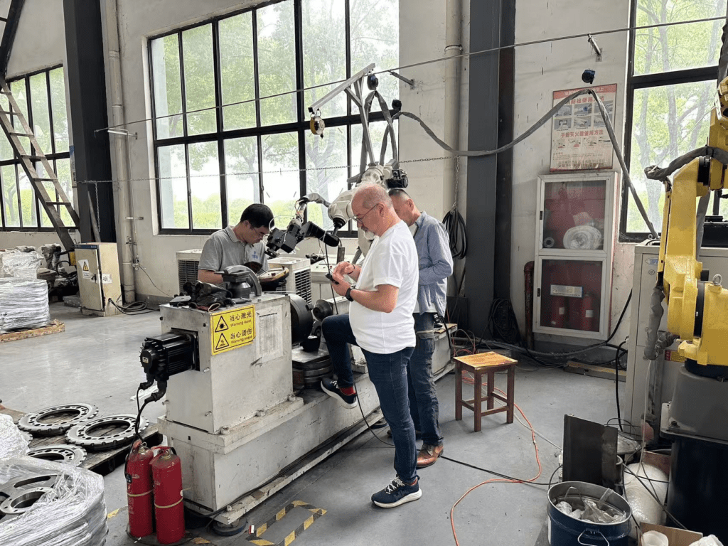 Turkey Client Inspects Laser Hardening Project 4 Turkey Client Inspects Laser Hardening Project